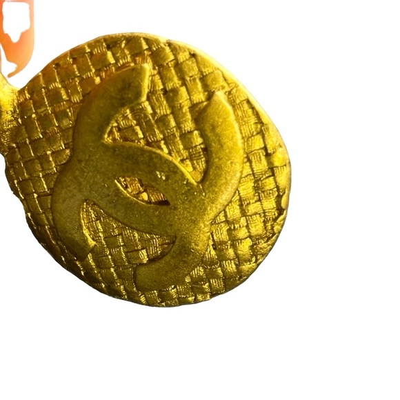 Chanel Vintage Gold Bag Charm/Keychain. - Picture 6 of 8